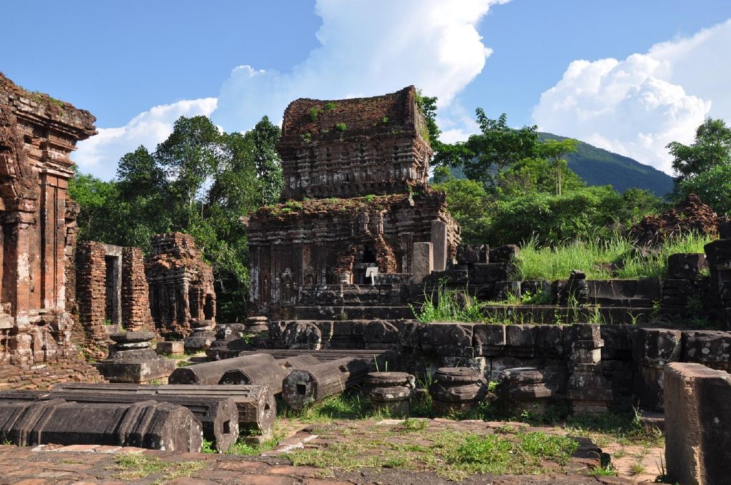 <i><b>Hoi An-096</b></i>